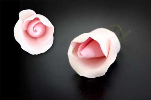 Small Pink Gumpaste Rose - Click Image to Close